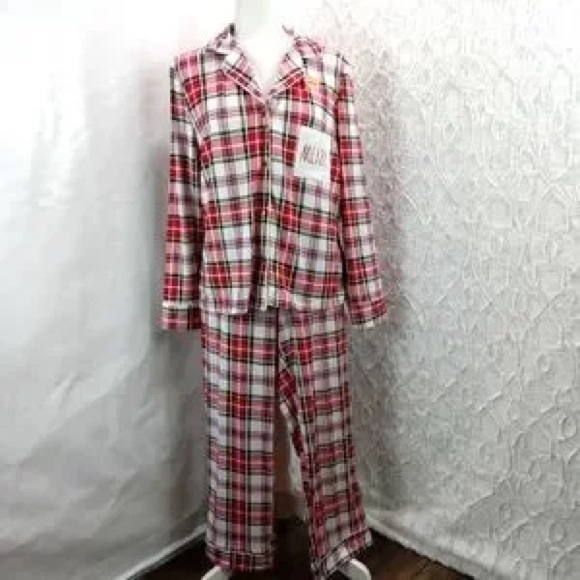 NWT Rae Dunn MERRY Tartan Plaid Notch Collar Pajamas, Size Large soft cozy comfy - Picture 1 of 9